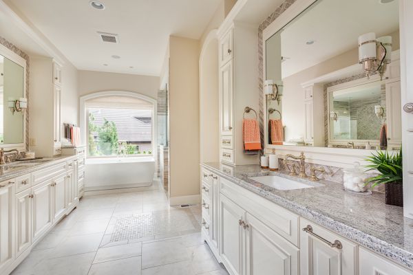 Bathroom Cabinet Repair in Helotes
