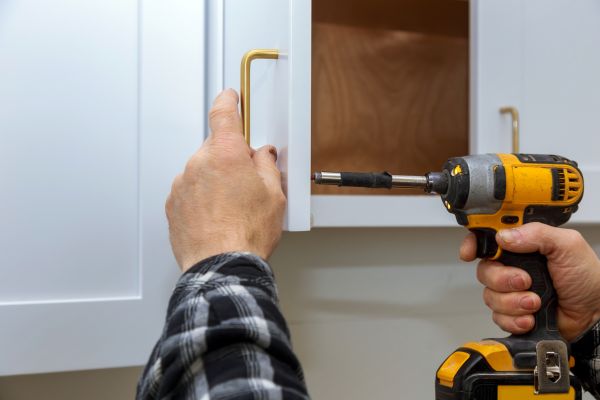 Cabinet Repair in Helotes