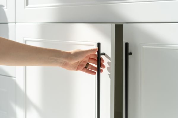New Cupboard Installation in Helotes
