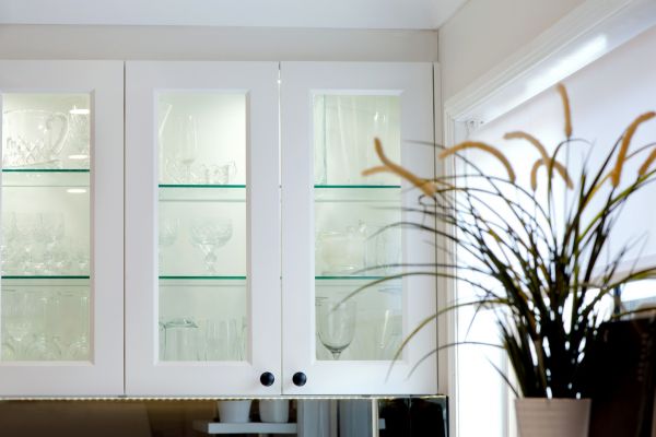 Glass Cabinet Repair in Helotes